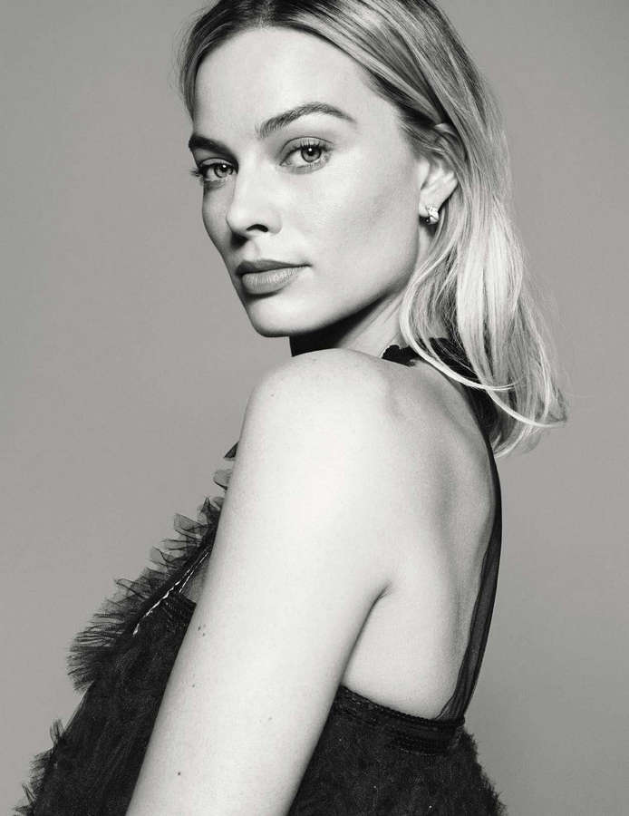 Margot Robbie NSFW