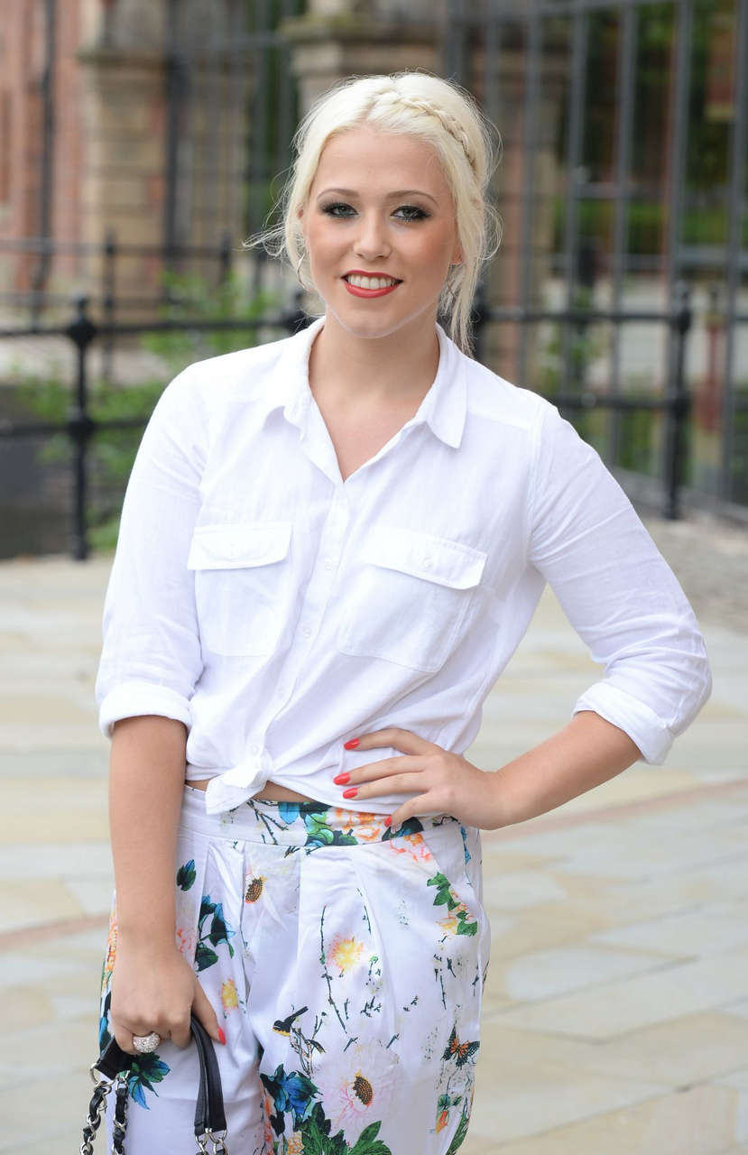 A Eia Lily Leaves Key 103 Radio Station Manchester