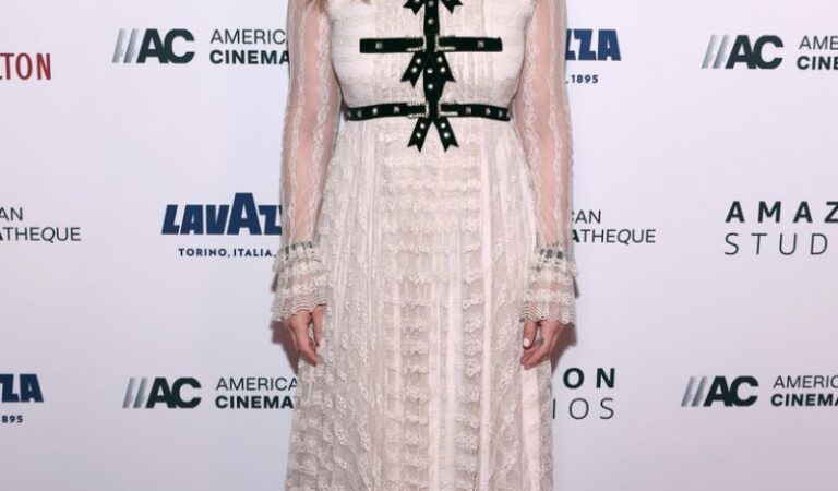 Abbie Cornish 35th Annual American Cinematheque Awards Honoring Scarlett Johannson Beverly Hills (3 photos)