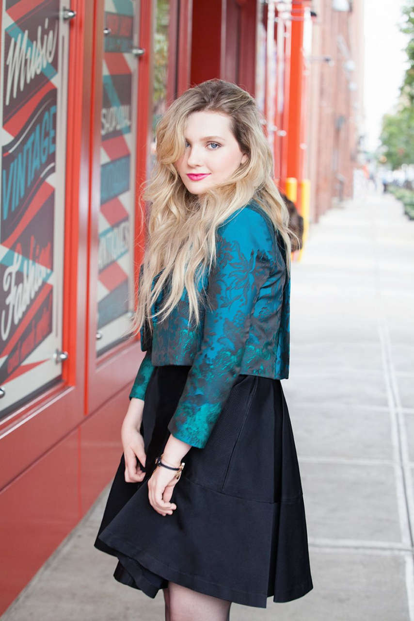 Abigail Breslin Gabrielle Revere Photoshoot For Stylecenter
