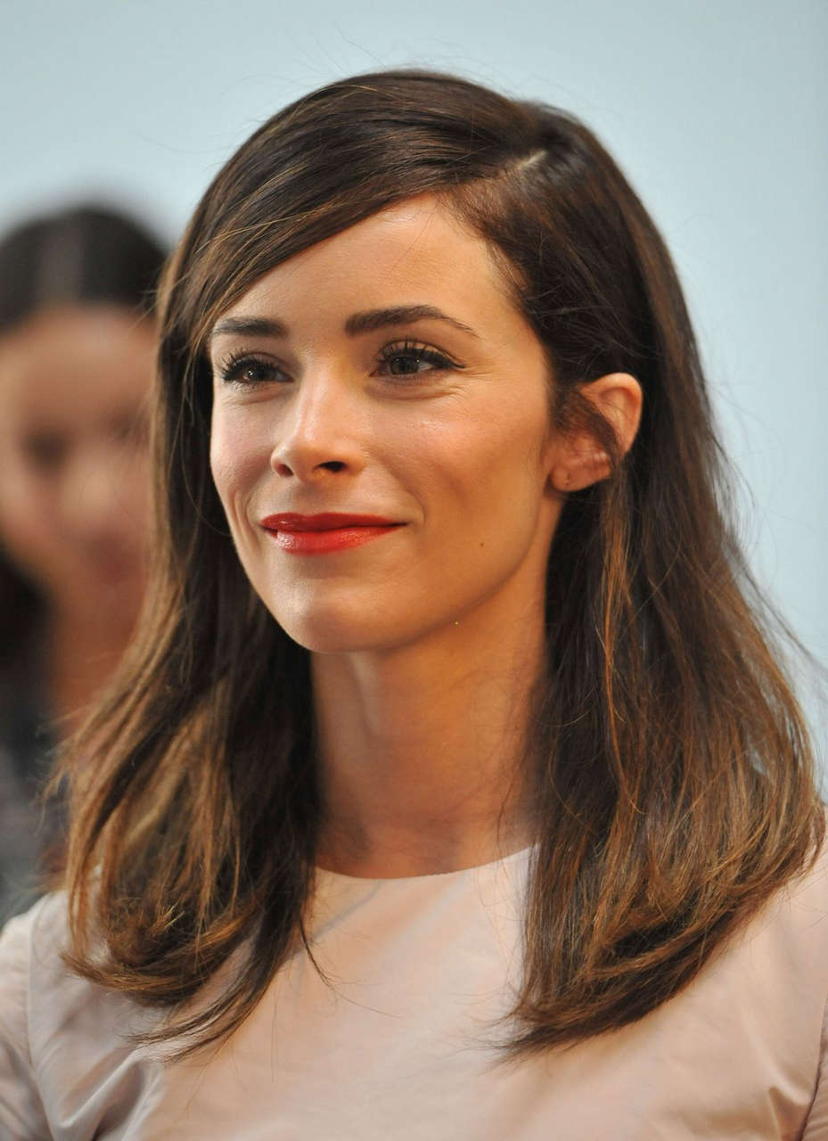 Abigail Spencer Creatures Wind Fashion Show