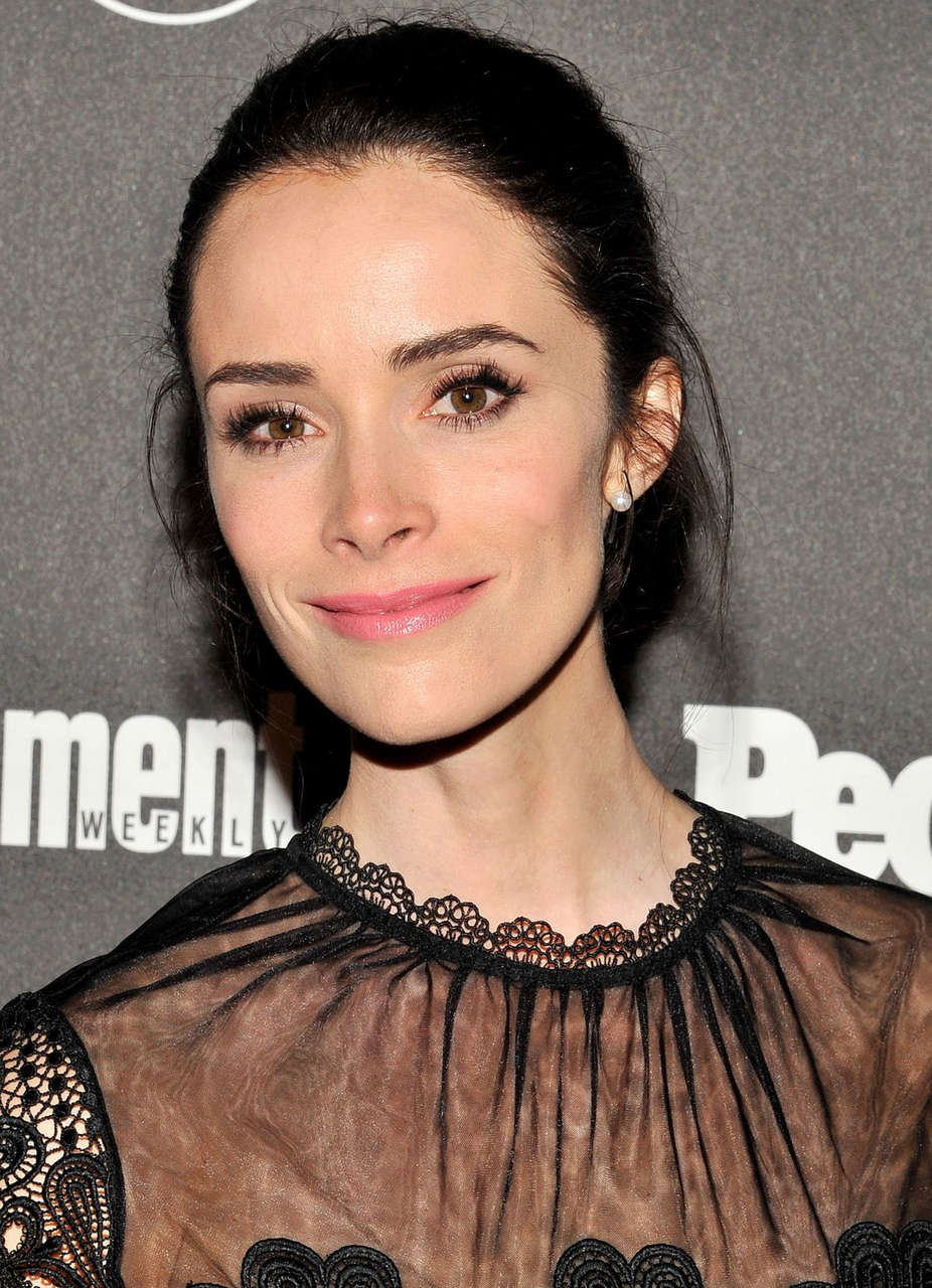 Abigail Spencer Ew People Upfronts Party New York