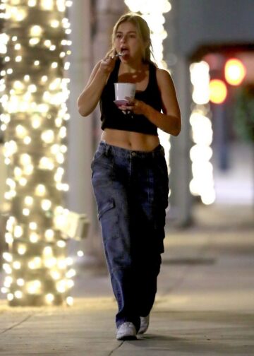 Addison Rae Out For Ice Cream West Hollywood