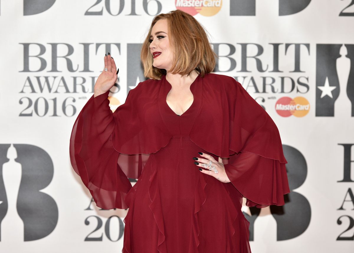 Adele Brit Awards 2016 London