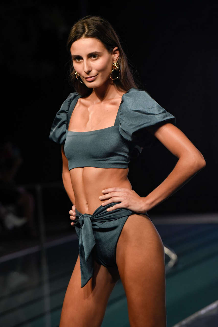 Agua Bendita Fashion Show Paraiso Miami Beach