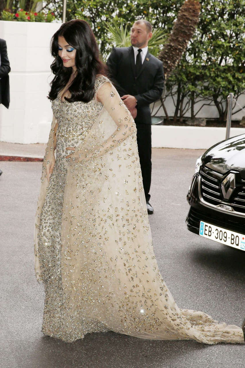 Aishwarya Rai Leaves Martinez Hotel Cannes