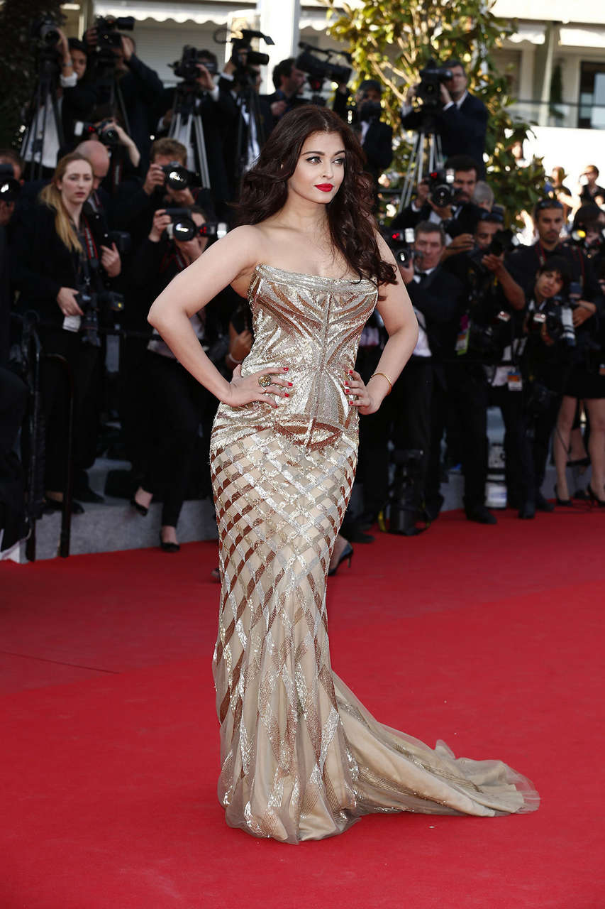 Aishwarya Rai Two Days One Night Premiere Cannes Film Festival
