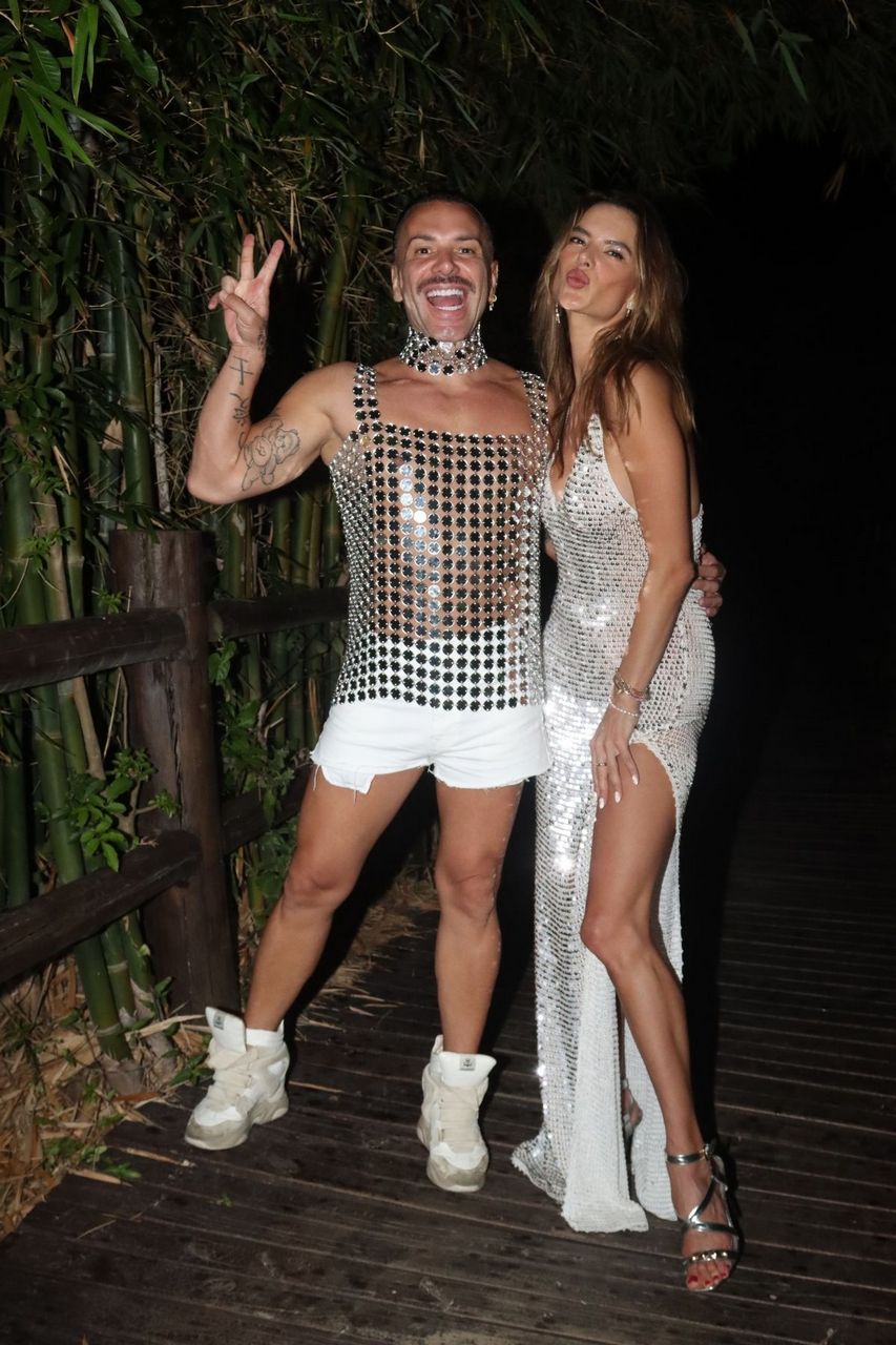 Alessandra Ambrosio And Richard Lee New Year S Eve Party Florianopolis