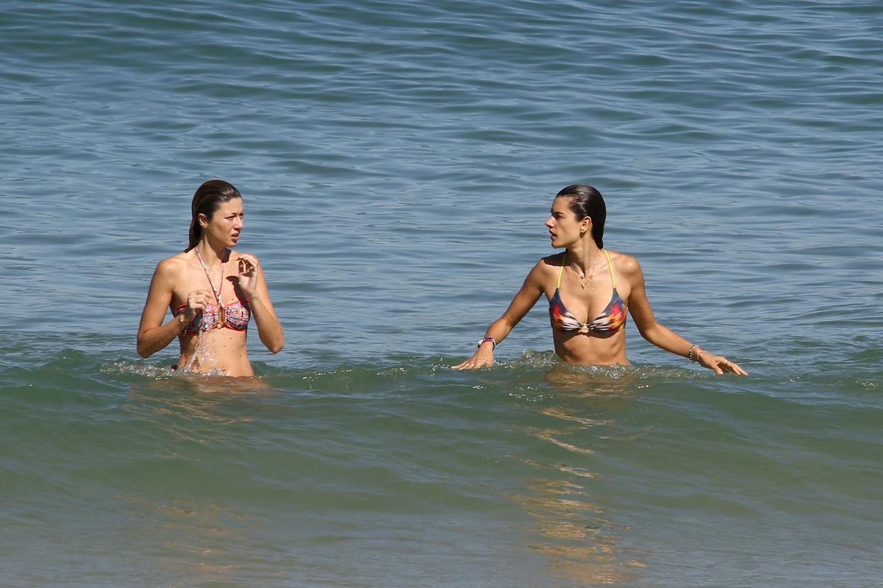 Alessandra Ambrosio Bikini