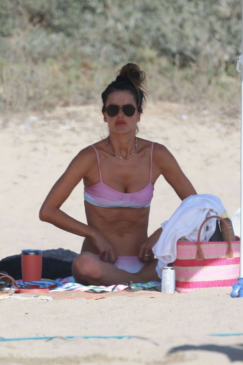 Alessandra Ambrosio Bikini Beach Santa Monica