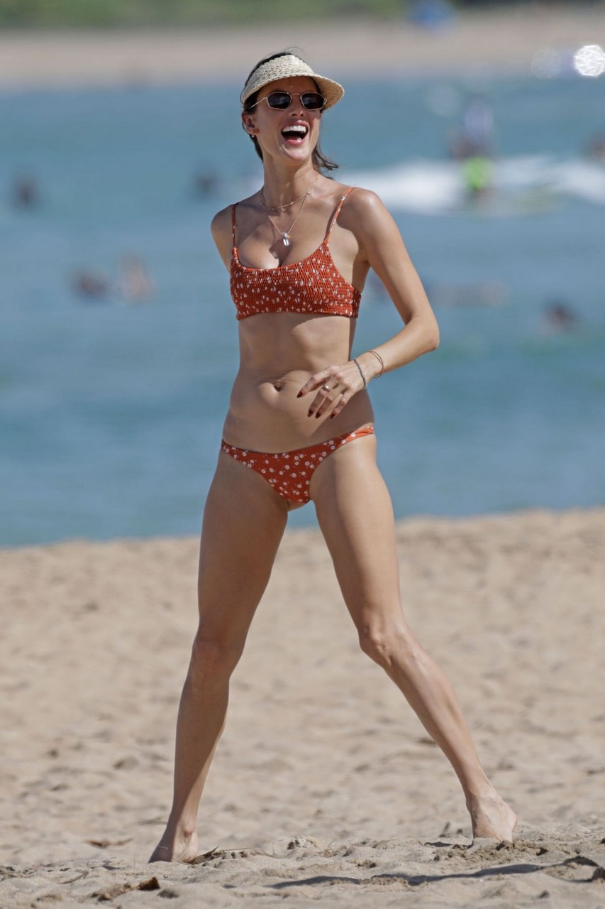 Alessandra Ambrosio Bikini Vacation Hawaii