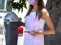 Alessandra Ambrosio Nail Salon Los Angeles