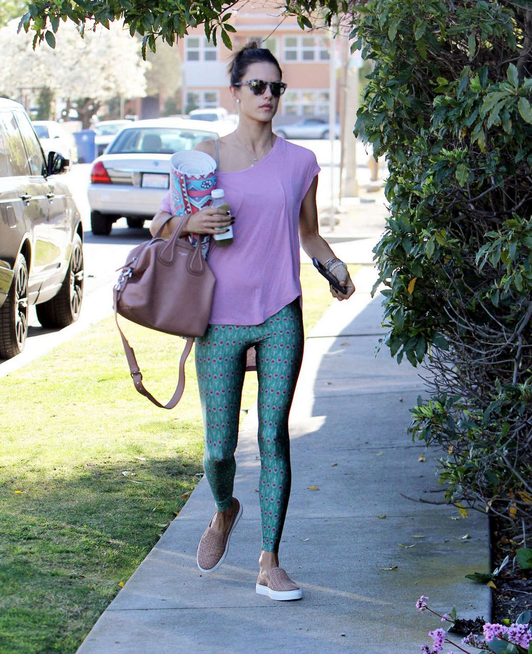 Alessandra Ambrosio Out Brentwood