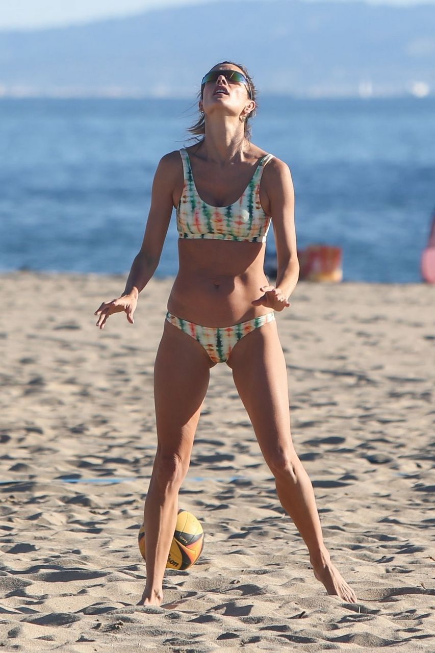 Alessandra Ambrosio Playing Volleyball On The Beach Santa Monica
