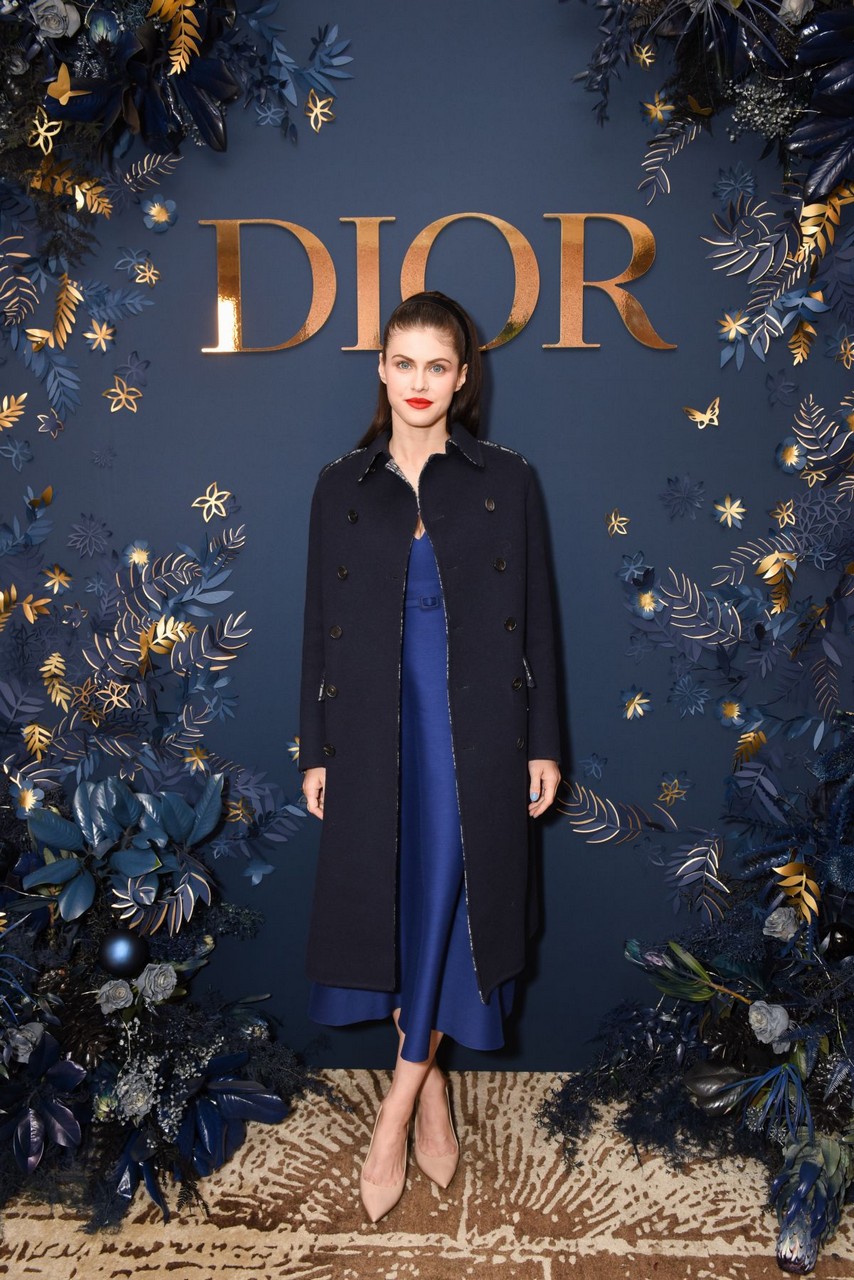 Alexandra Daddario Dior Beauty Celebrates J Adore With Holiday Dinner West Hollywood