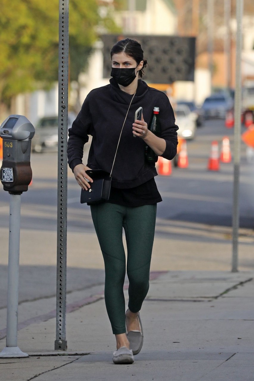 Alexandra Daddario Heading Yoga Class Los Angeles
