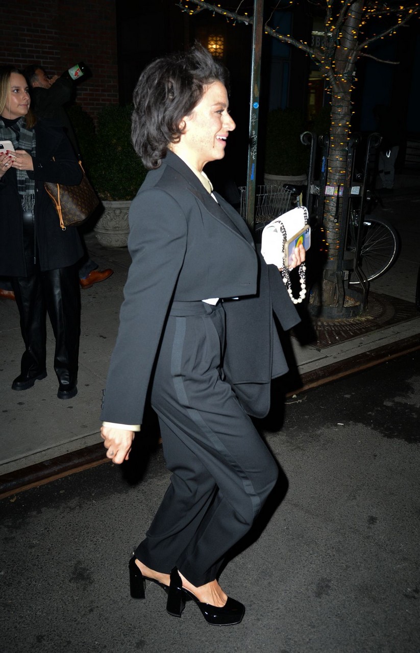 Alia Shawkat Leaves Her Hotel New York