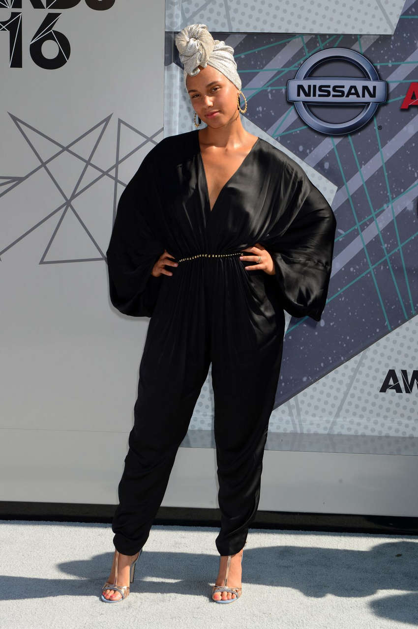 Alicia Keys 2016 Bet Awards Los Angeles