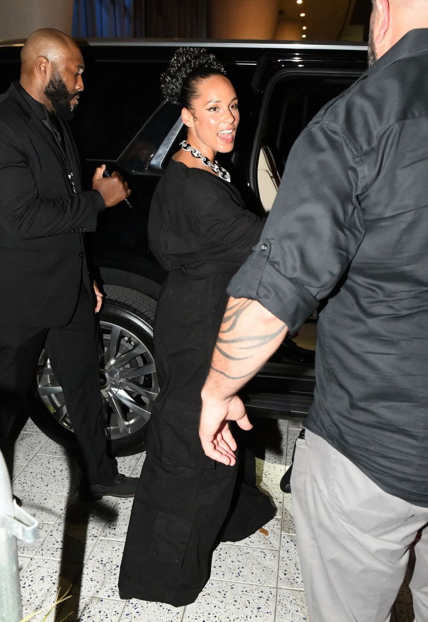 Alicia Keys Leaves Kanye West S Donda 2 Listening Party Miami