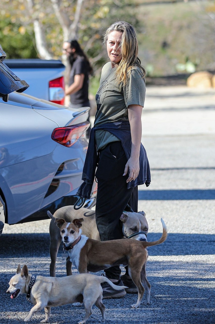 Alicia Silverstone Out Hikinig With Her Dogs Malibu
