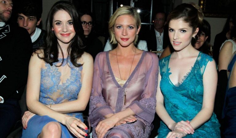 Alison Brie Brittany Snow And Anna Kendrick Hot (1 photo)