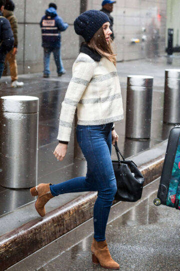 Alison Brie Out About New York