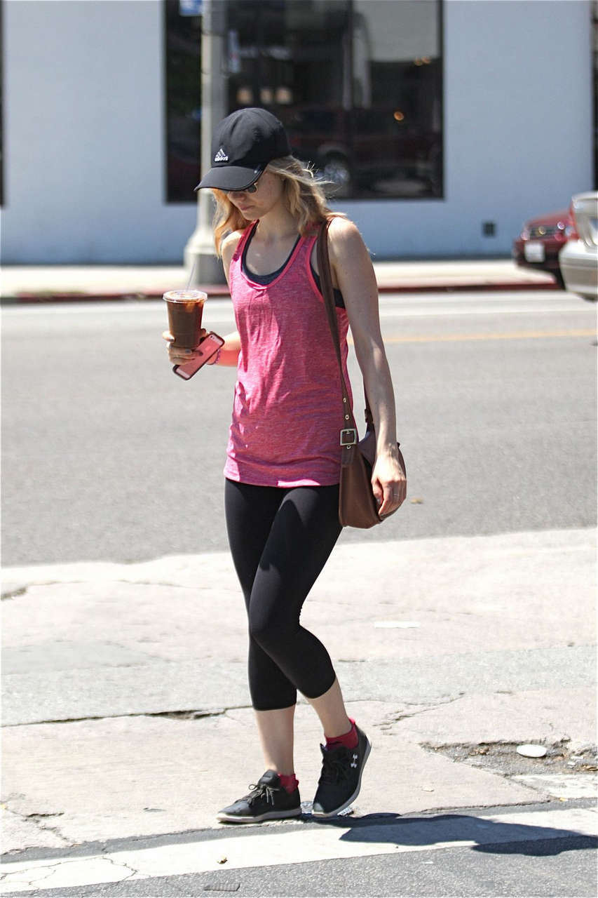 Alison Pill Leggings Out About Hollywood