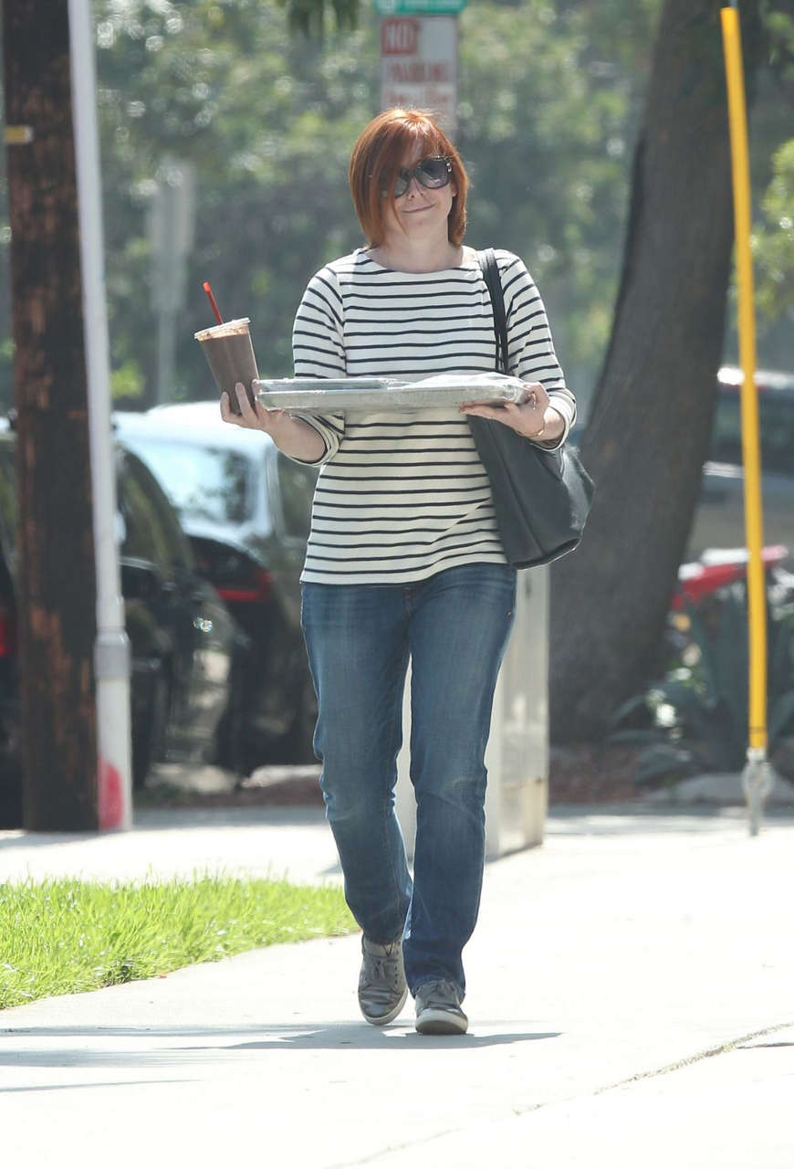 Alyson Hannigan Out About Los Angeles