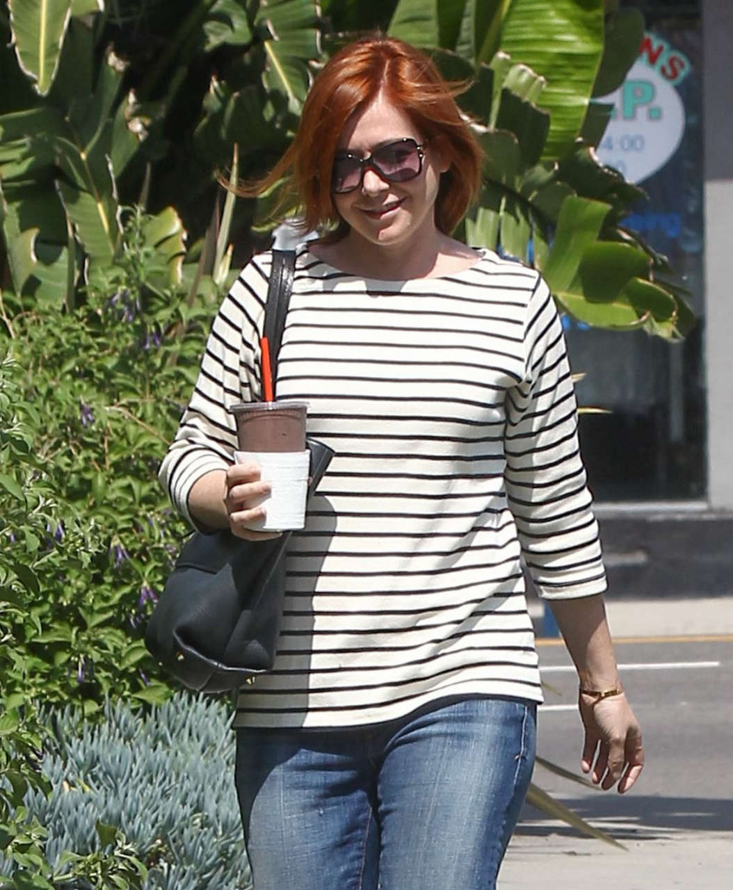 Alyson Hannigan Out About Los Angeles