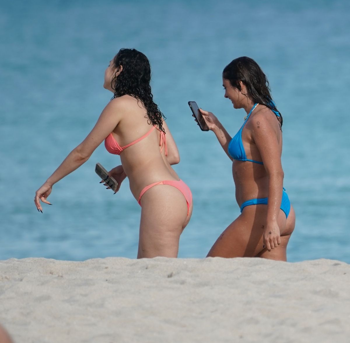 Alyssa Lyss And Karina Albertovna Bikinis Beach Miami