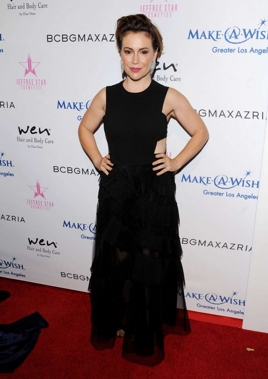 Alyssa Milano Make Wish Greater Los Angeles Fashion Fundraiser Hollywood
