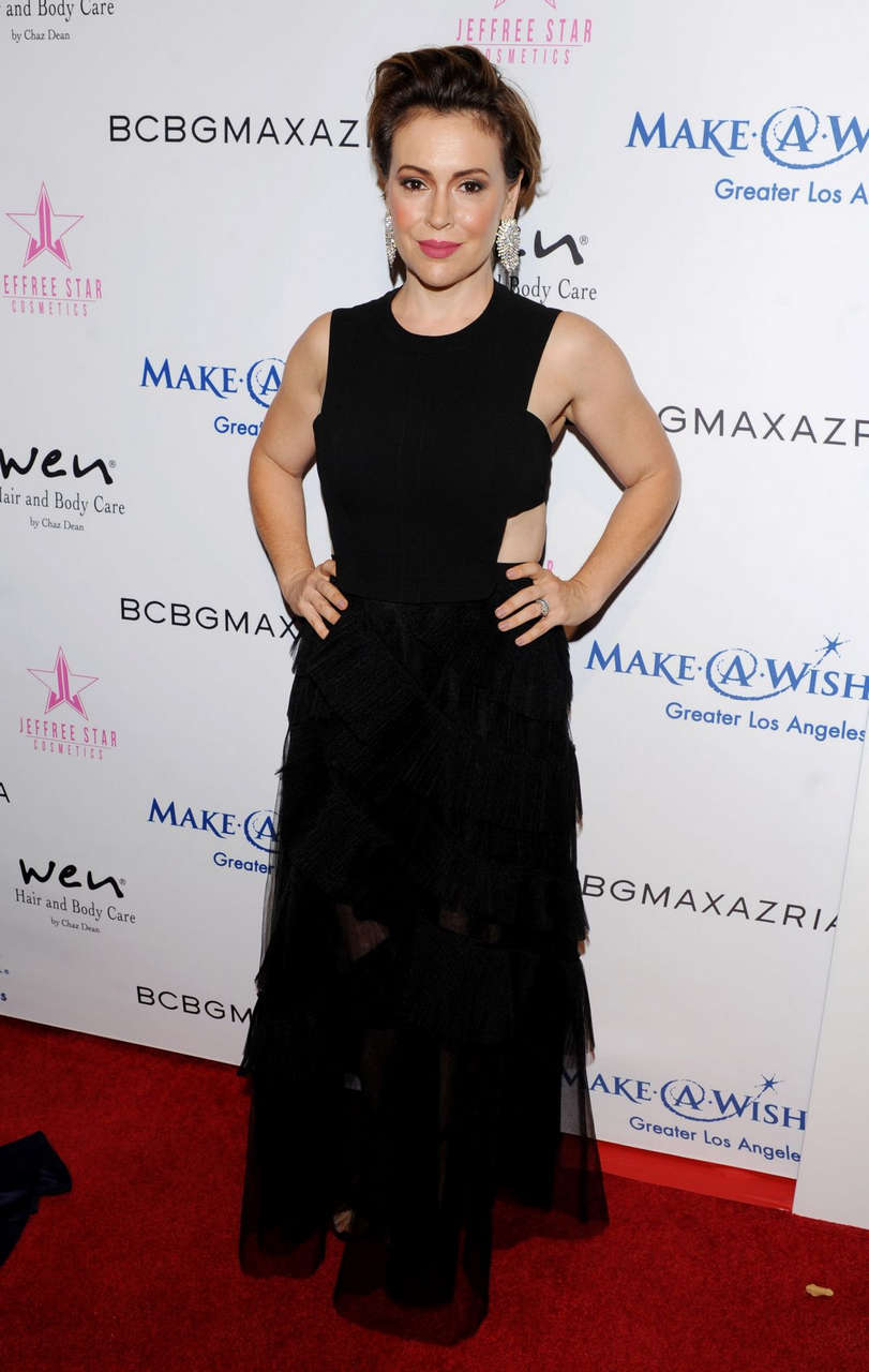 Alyssa Milano Make Wish Greater Los Angeles Fashion Fundraiser Hollywood