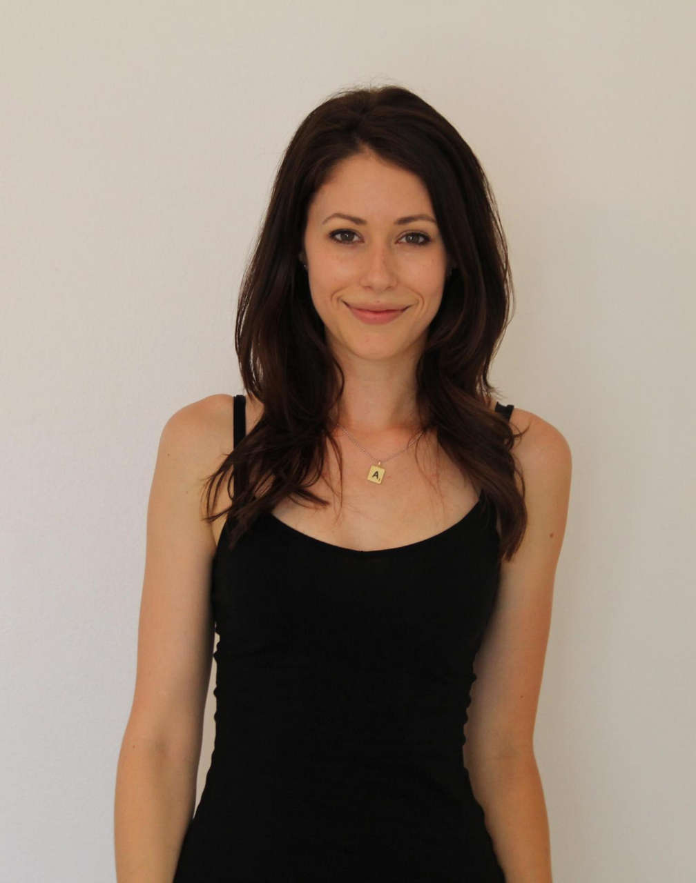 Amanda Crew