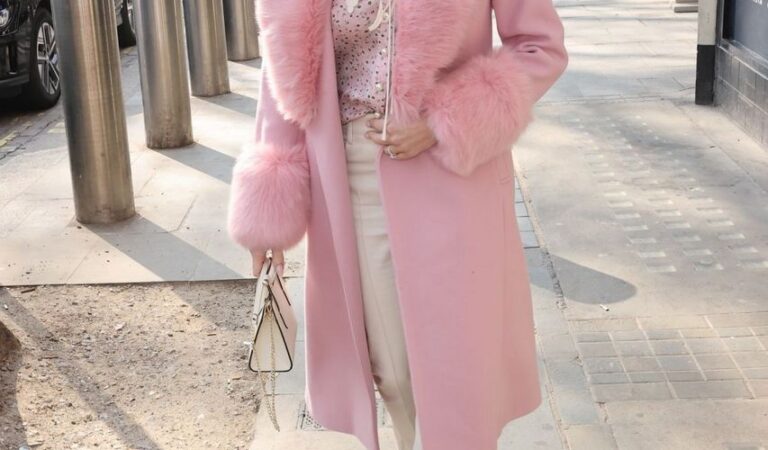 Amanda Holden Pink Fur Lined Coat Arrives Heart Radio London (9 photos)