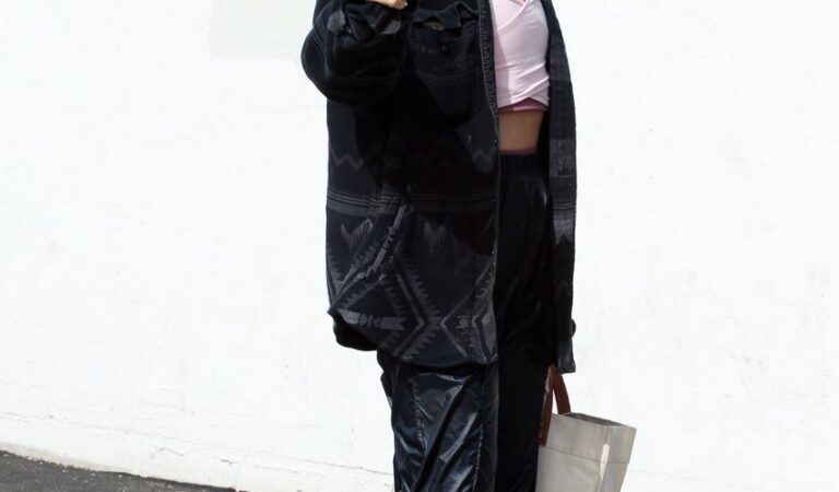 Amanda Kloots Arrives Dance Practice Los Angeles (39 photos)