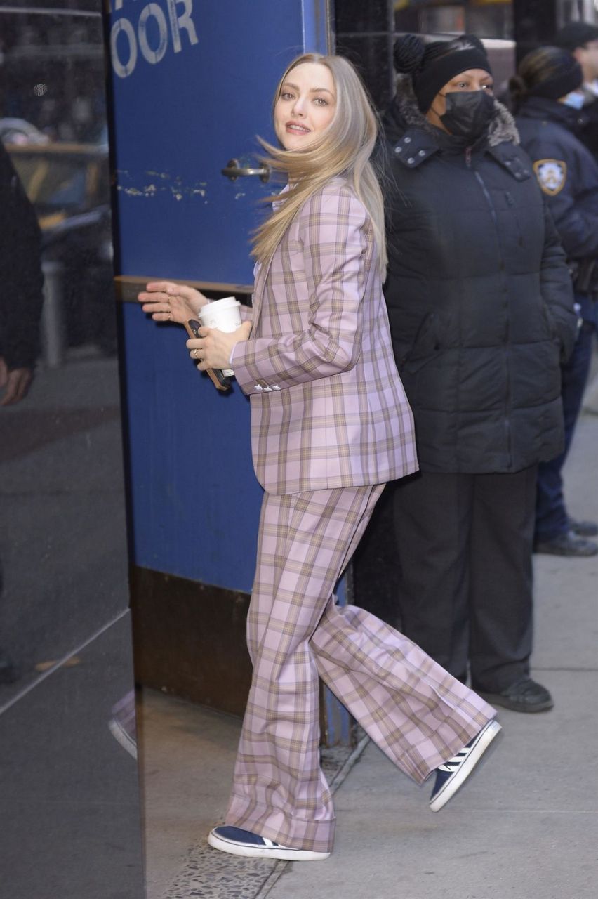 Amanda Seyfried Arrives Good Morning America New York