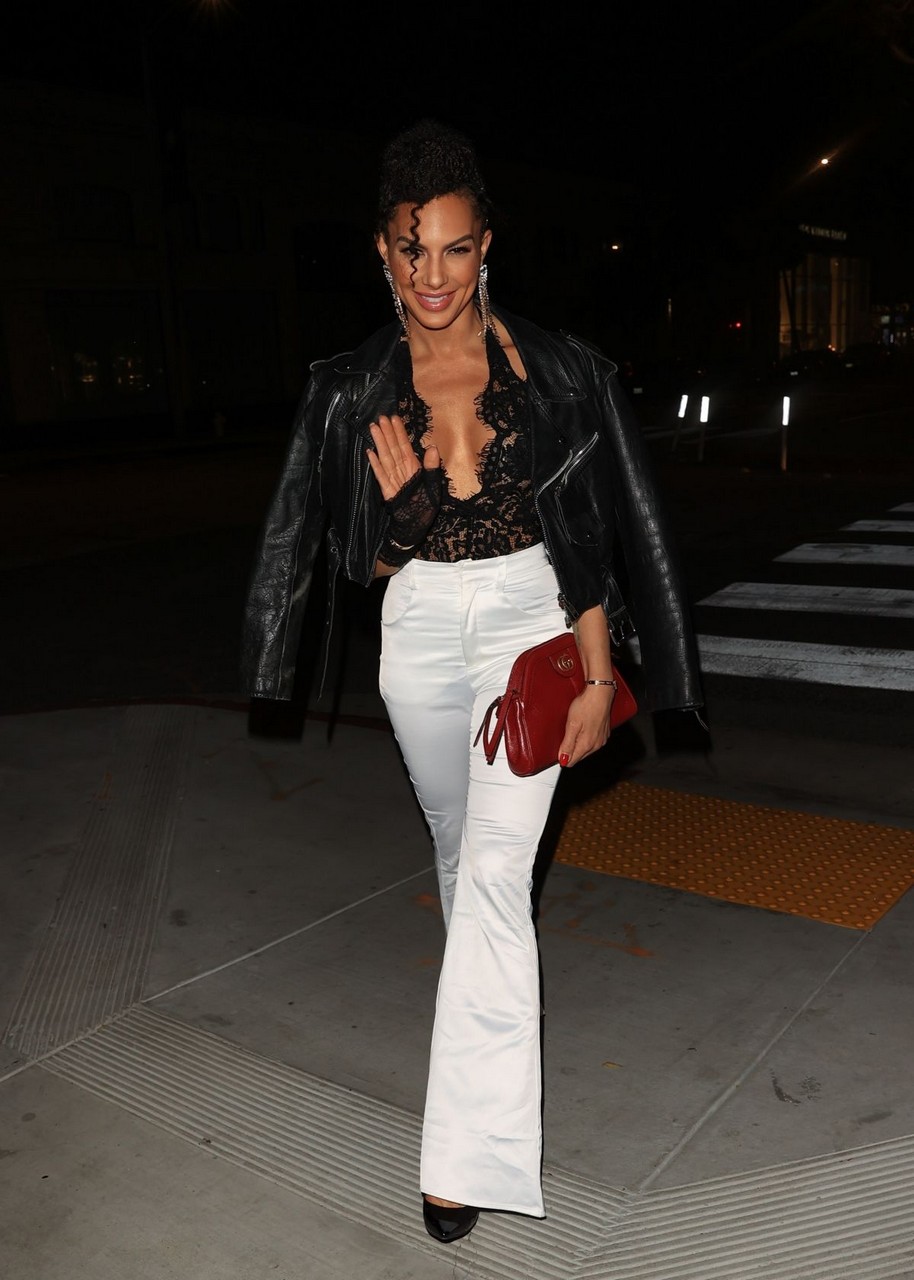 Amanza Smith Arrives Pretty Little Thing Friendsgiving Dinner Hosted By Chrishell Stause West Hollywood