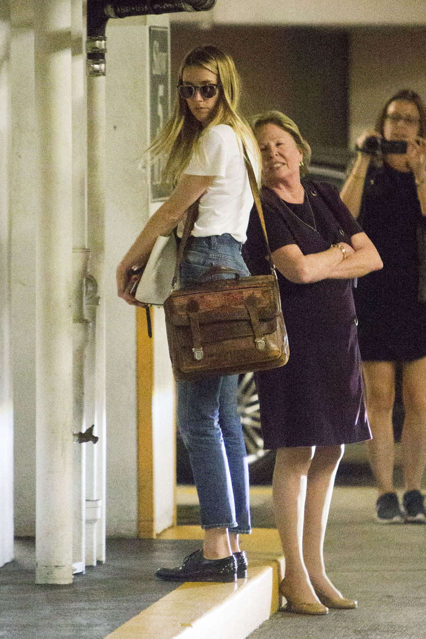 Amber Heard Arrives An Office New York