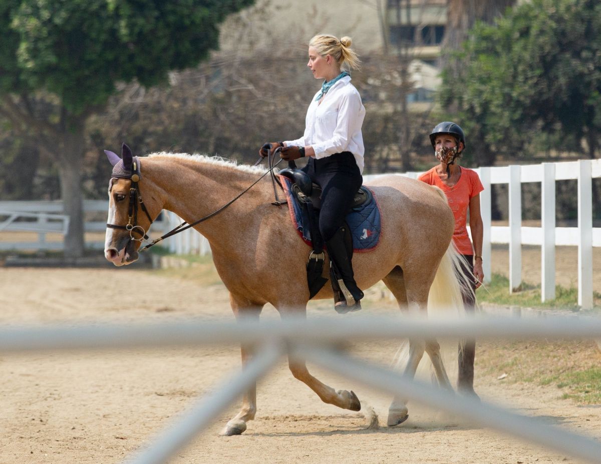 Amber Heard Horseback Riding Los Angeles