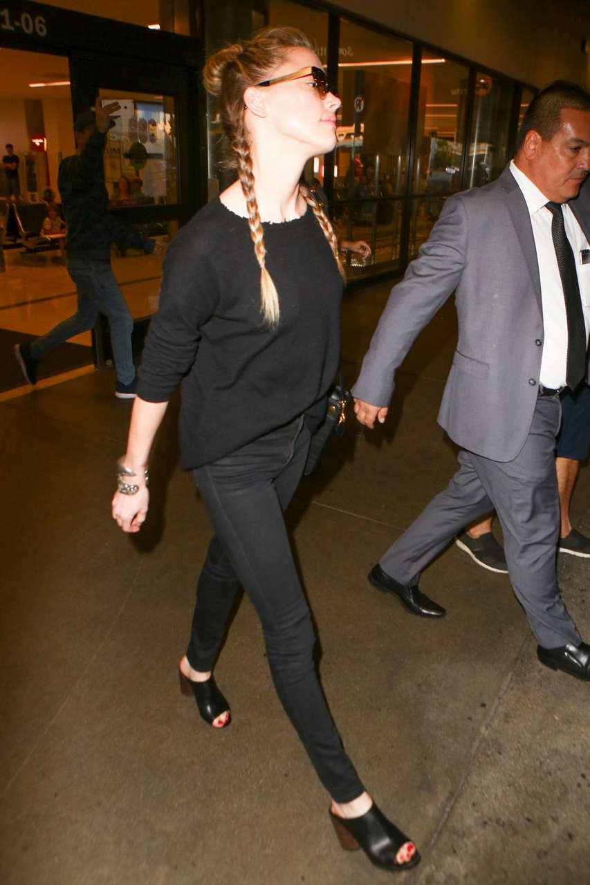 Amber Heard Lax Airport Los Angeles