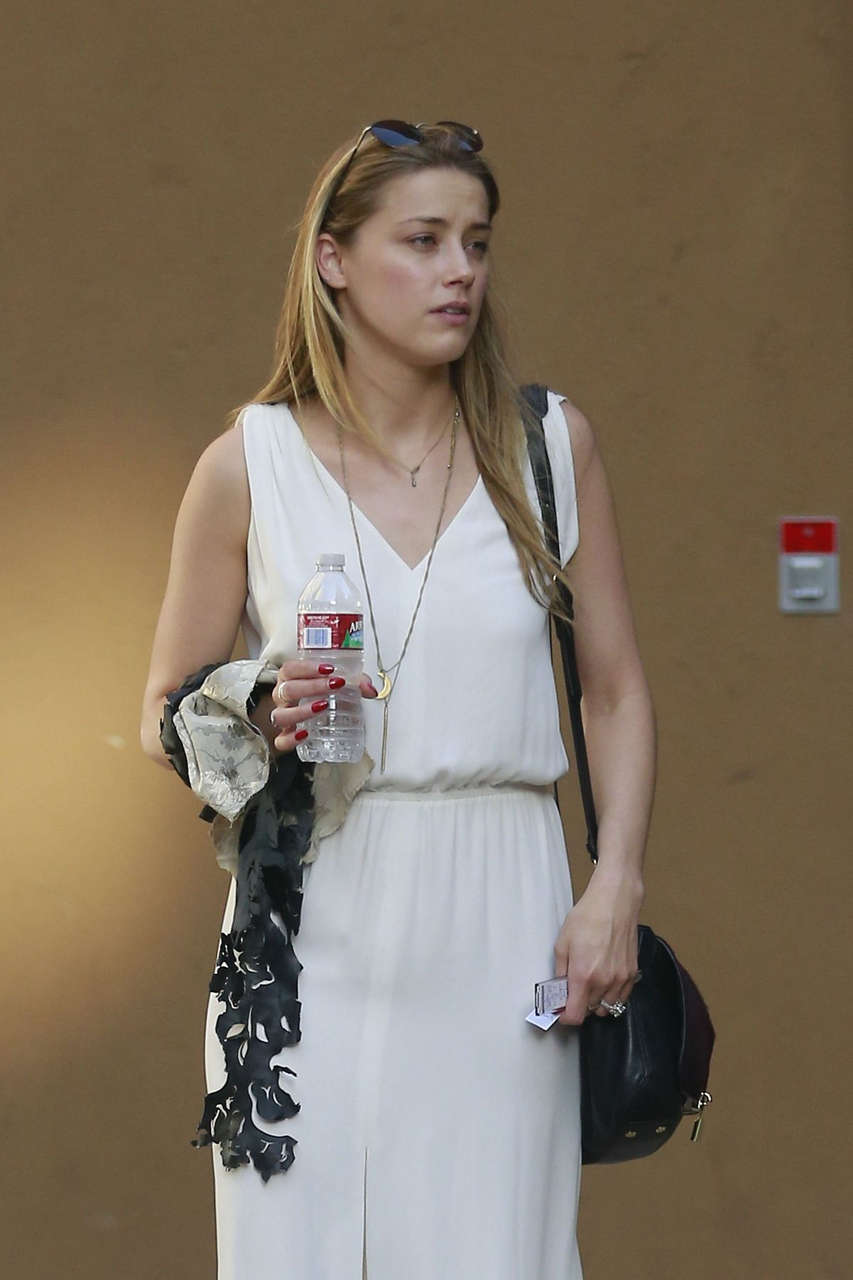 Amber Heard Out About Los Angeles