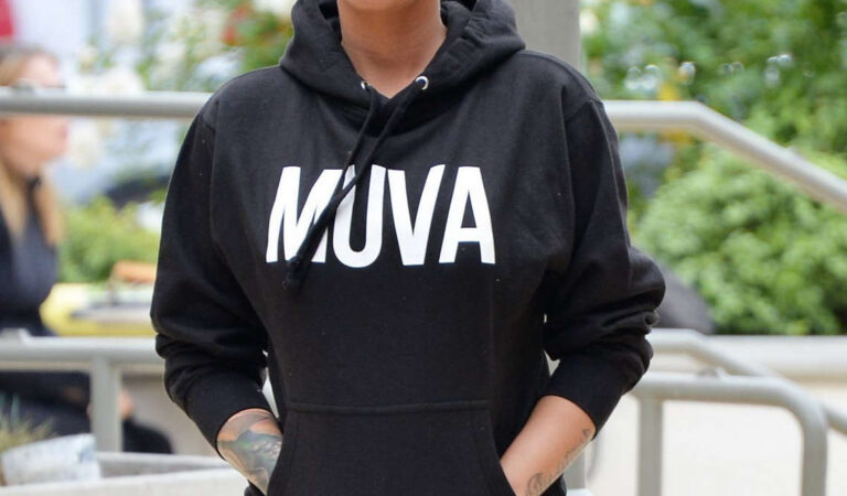 Amber Rose Out About Los Angeles (18 photos)