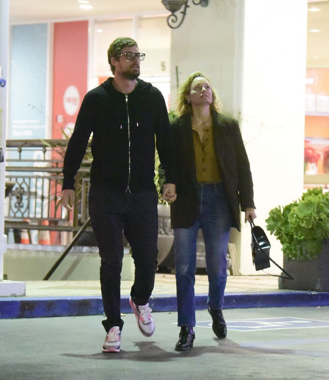 Amber Valletta And Teddy Charles Out Los Angeles