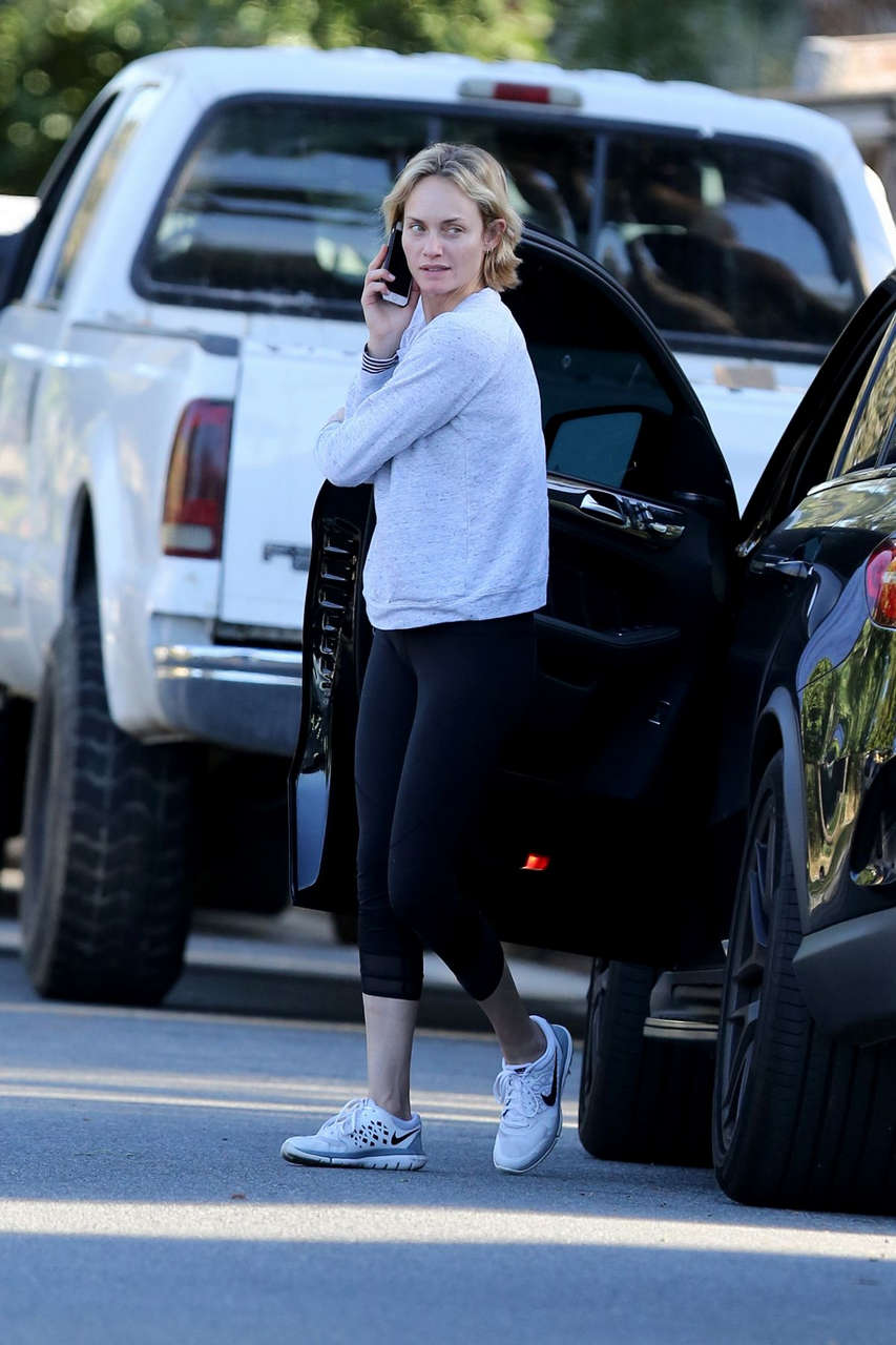 Amber Valletta Out Abou Brentwood