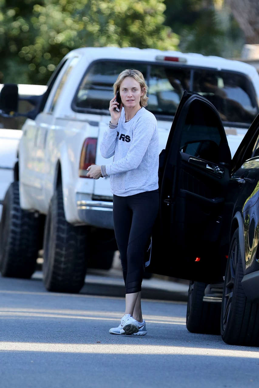 Amber Valletta Out Abou Brentwood