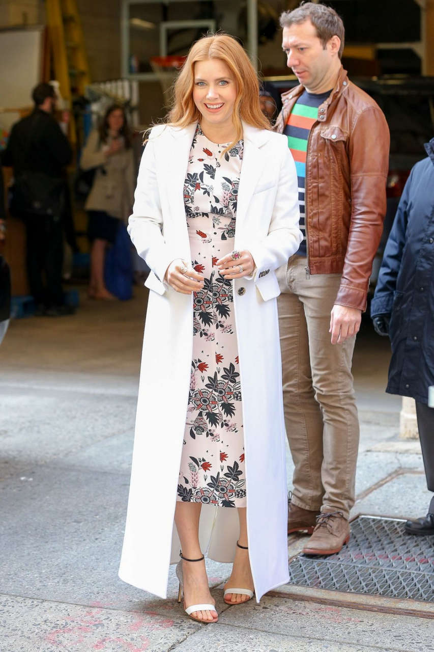 Amy Adams Arrives Live With Kelly Michael New York