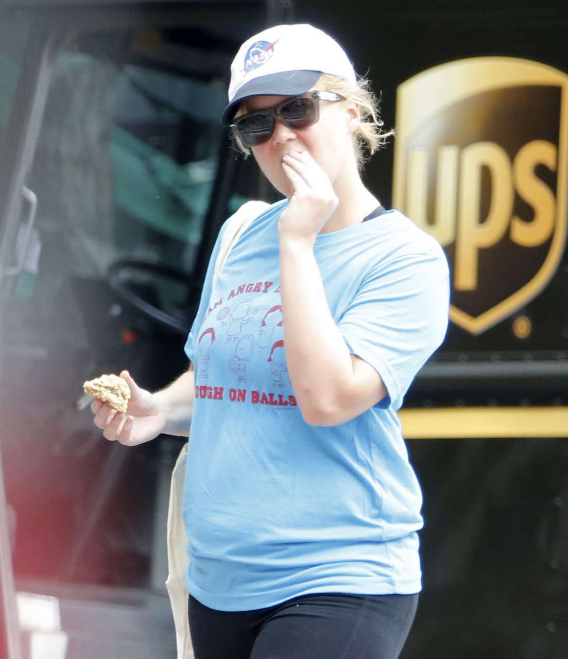 Amy Schumer Out About New York