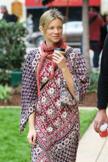 Amy Smart Out About Beverly Hills