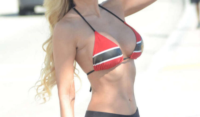 Ana Braga Bikini Top Working Out Beach Miami (17 photos)