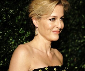 Andersondaily Gillian Anderson At The 60th